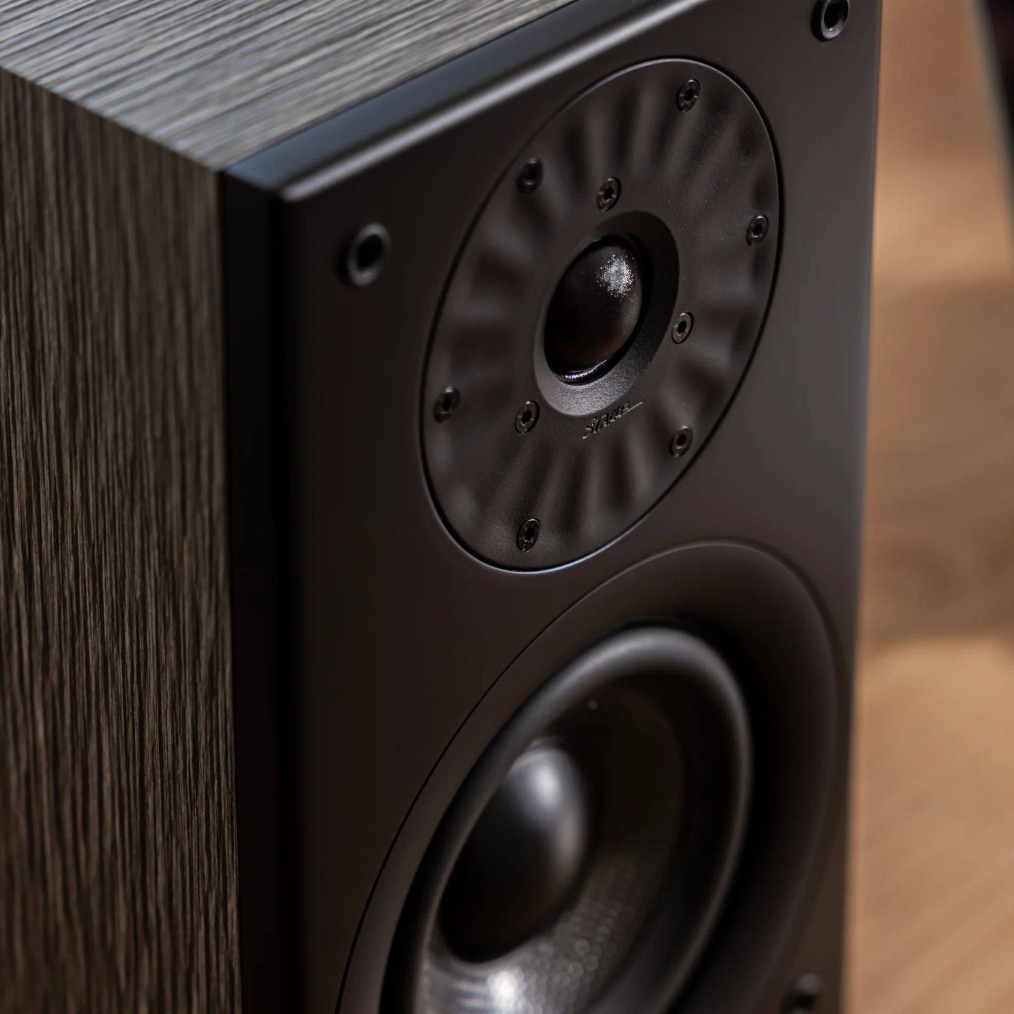 Brio Beta5 Stereo Bookshelf Speakers
